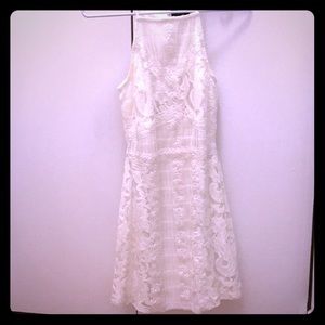 TOPSHOP WHITE PETITE DRESS 👗